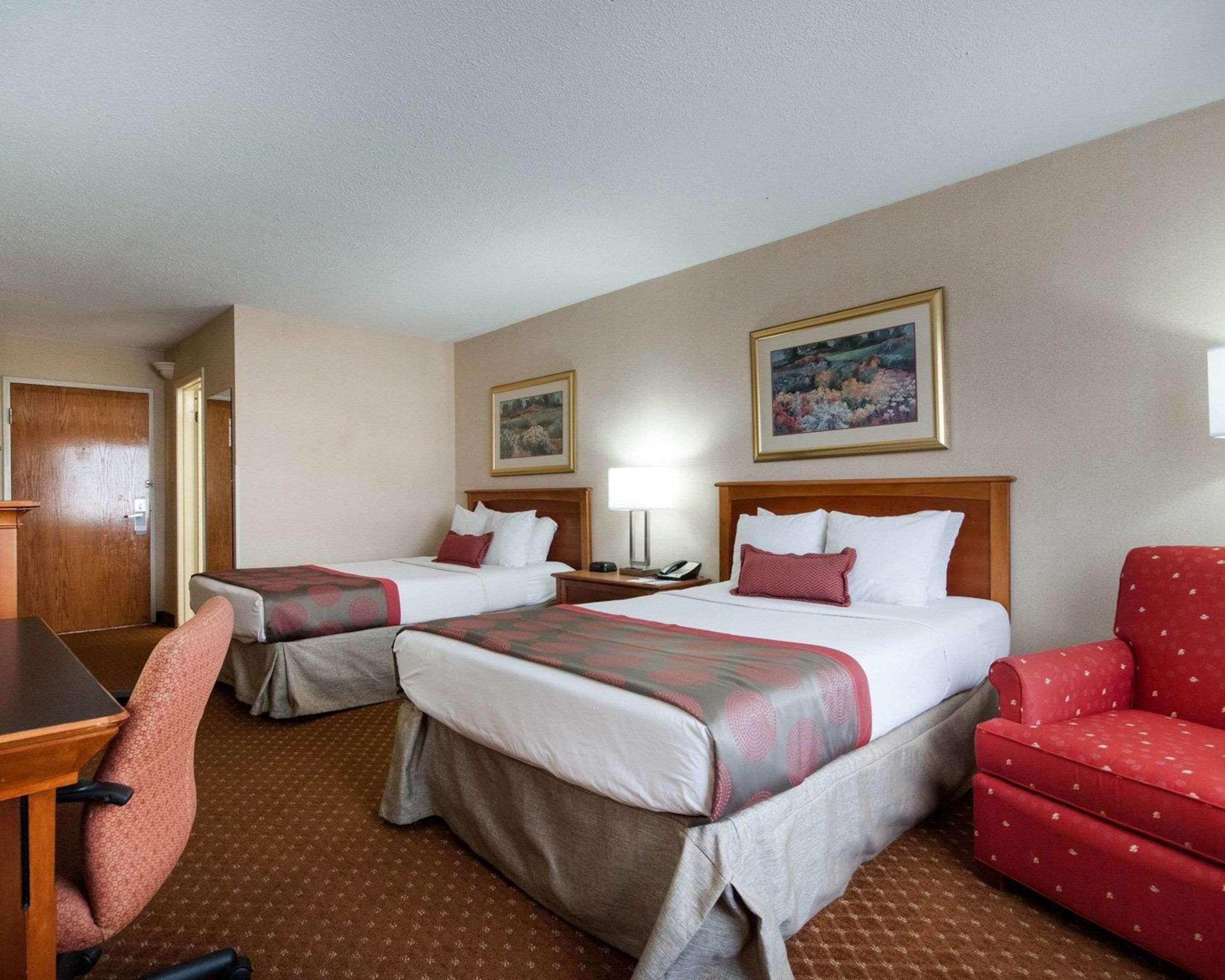 Rodeway Inn Indianapolis I-70 Bagian luar foto