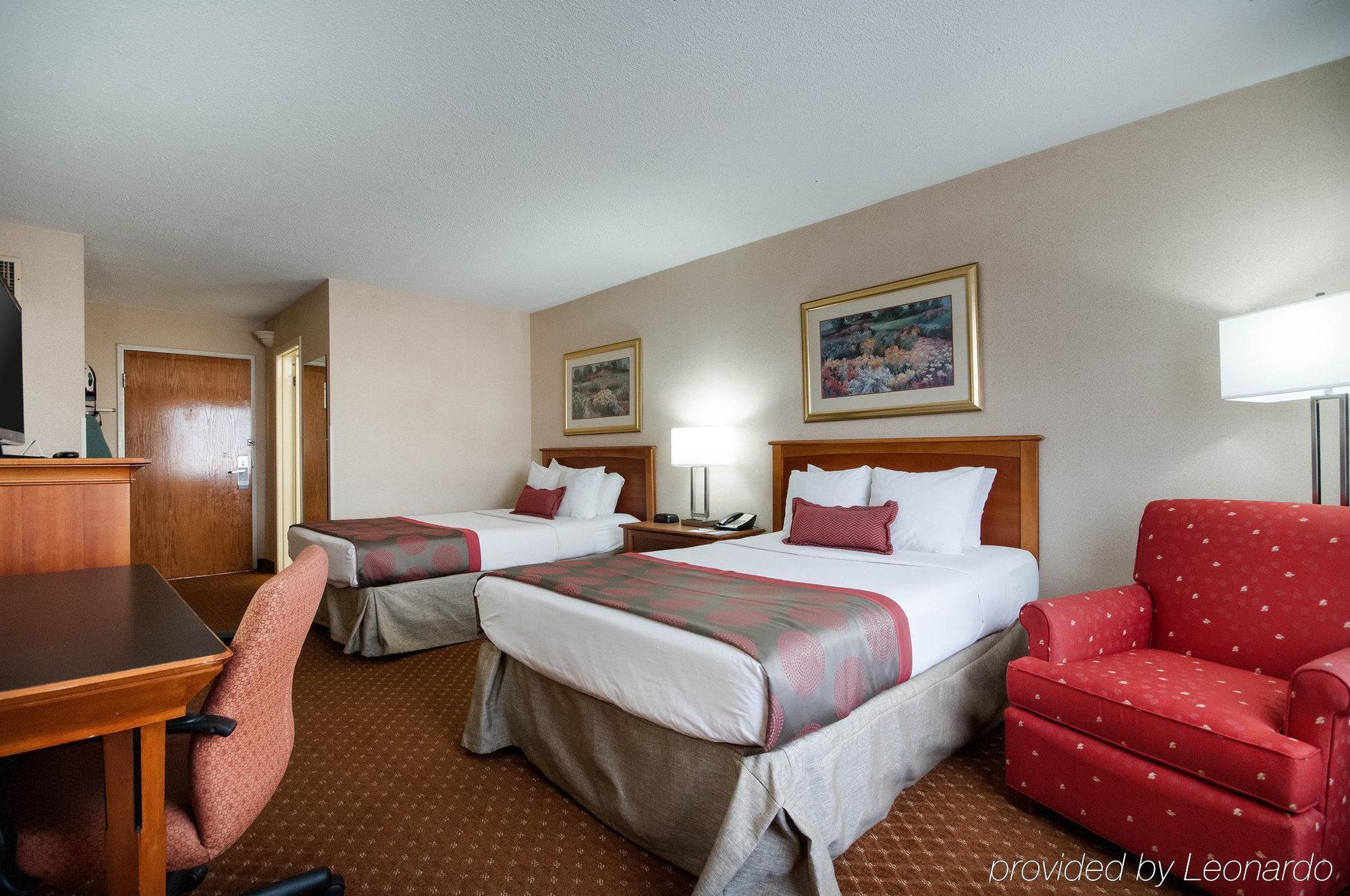 Rodeway Inn Indianapolis I-70 Bagian luar foto