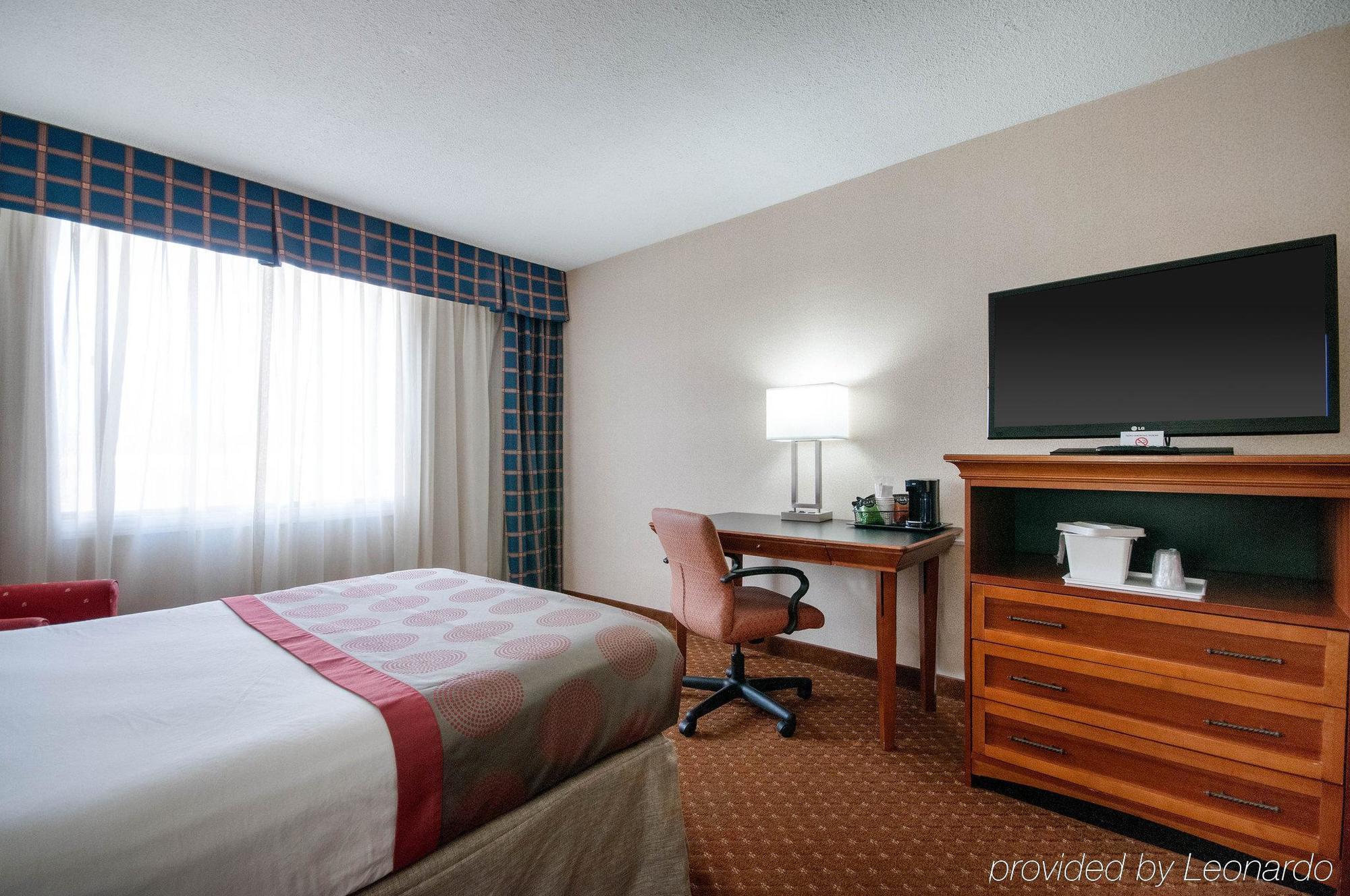 Rodeway Inn Indianapolis I-70 Bagian luar foto