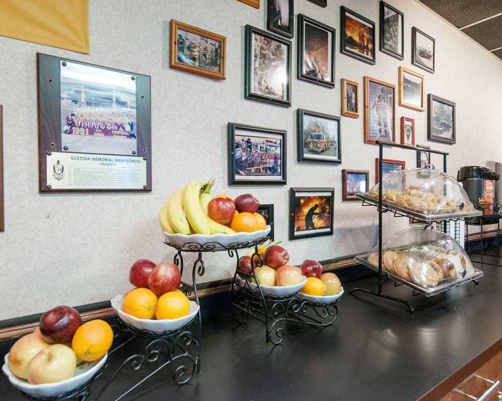Rodeway Inn Indianapolis I-70 Bagian luar foto